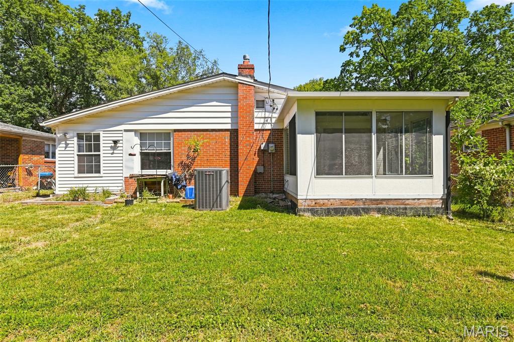 1145 Glenside Lane