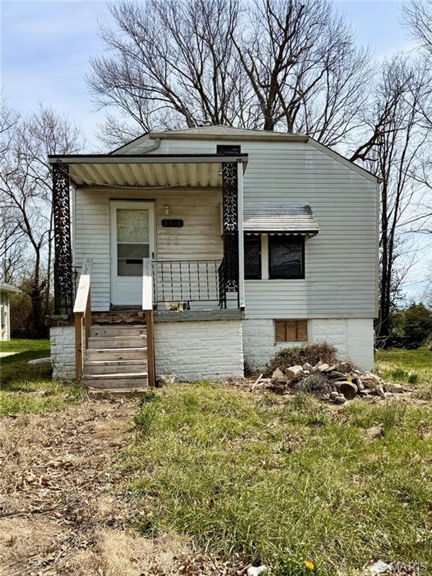 Great investment opportunity! With a little TLC, this property has the potential to become a valuable addition to any rental portfolio, offering strong ROI with a relatively low initial investment. This charming 2-bedroom, 1-bath home features a spacious living room, dining room, and kitchen. Beautiful archways and distinctive windows in the living room add unique character and appeal. The unfinished basement offers ample storage or the opportunity for future improvements, while the level yard provides an easy-to-maintain outdoor space with plenty of potential. Don’t miss your chance to capitalize on this promising investment opportunity. Property being sold AS-IS. OWNER BY CONTRACT.