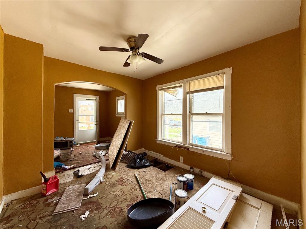 West Walnut Manor - Residential