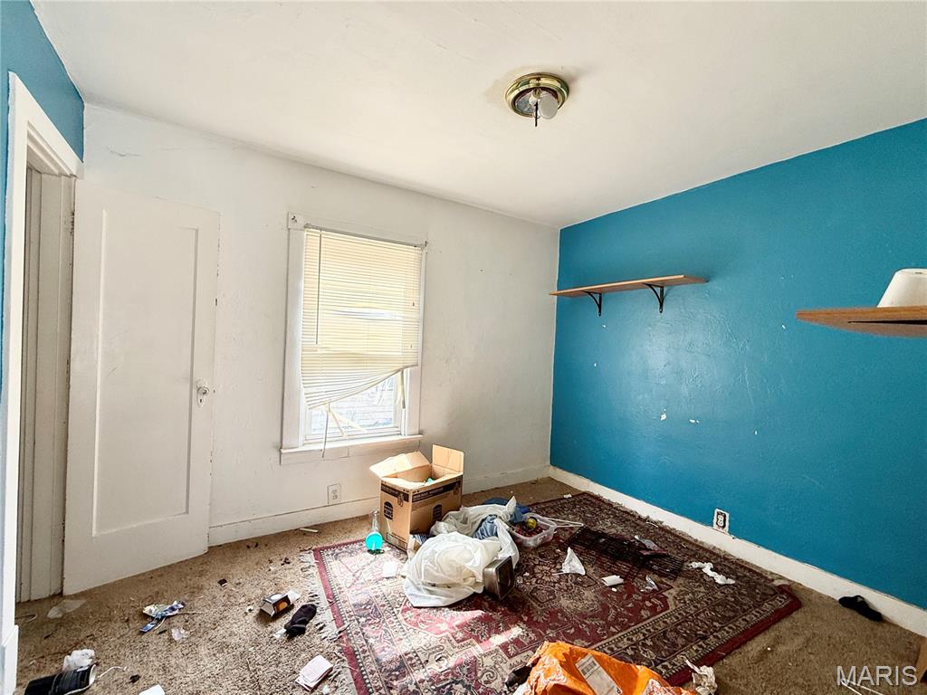 West Walnut Manor - Residential