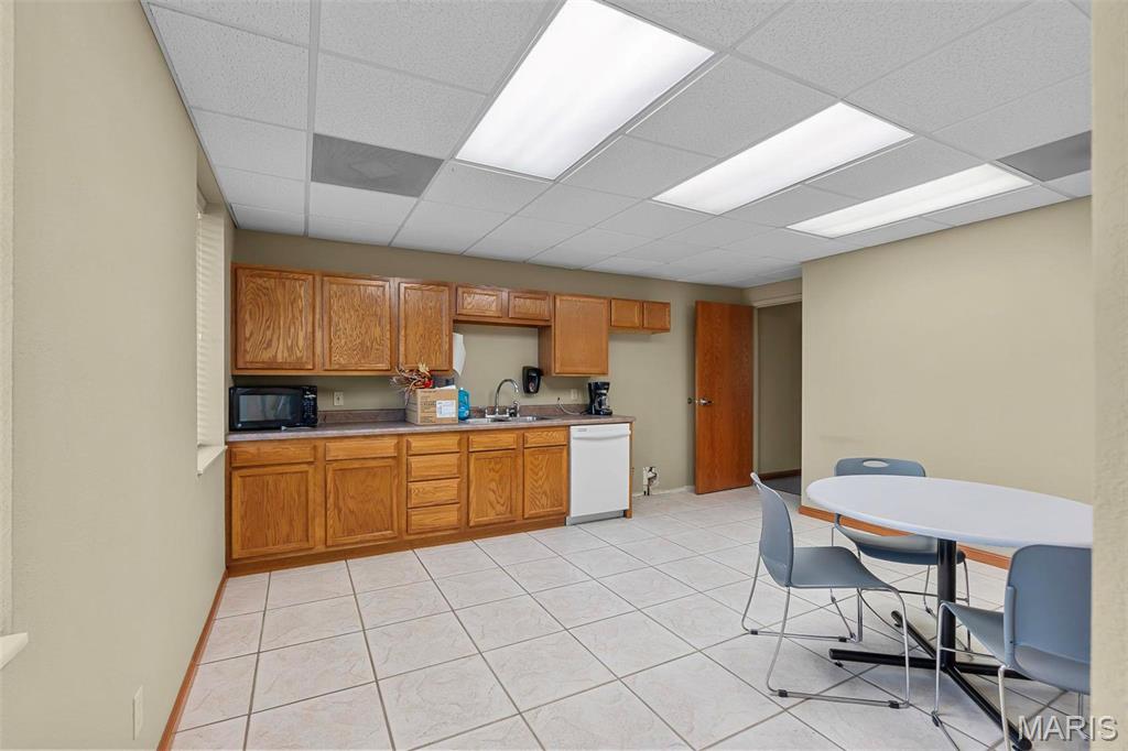 NA - Commercial Sale