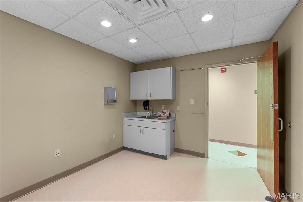 NA - Commercial Sale