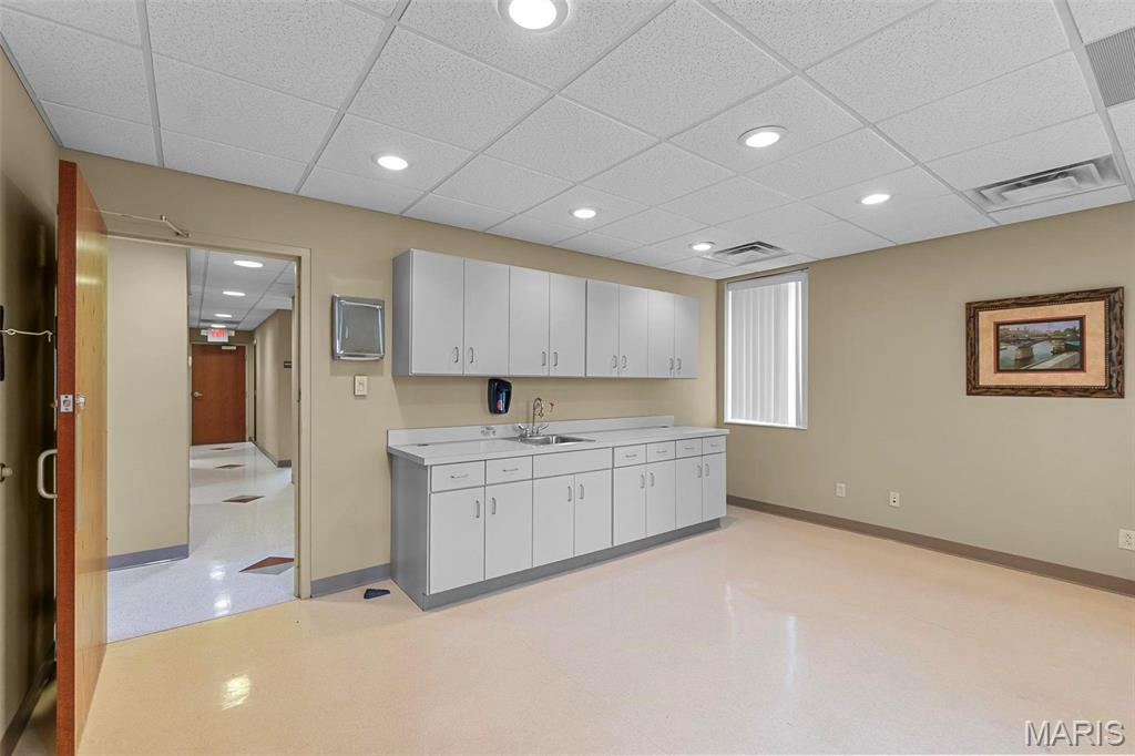 NA - Commercial Sale