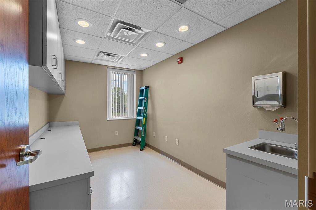 NA - Commercial Sale