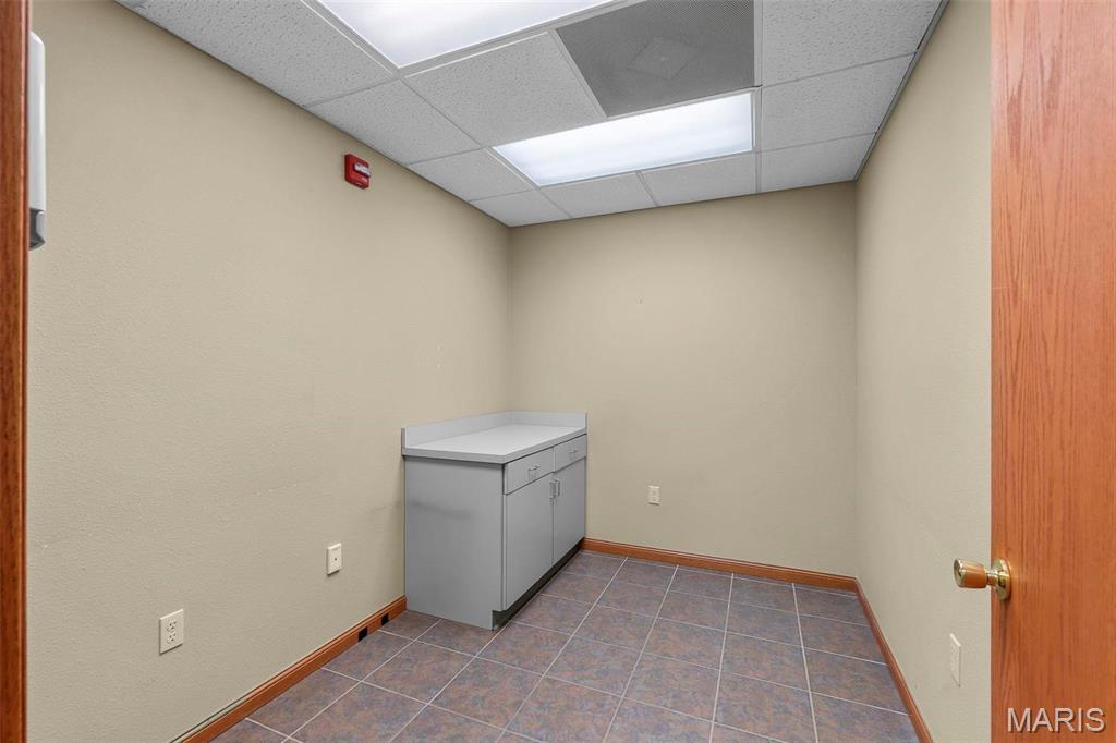 NA - Commercial Sale