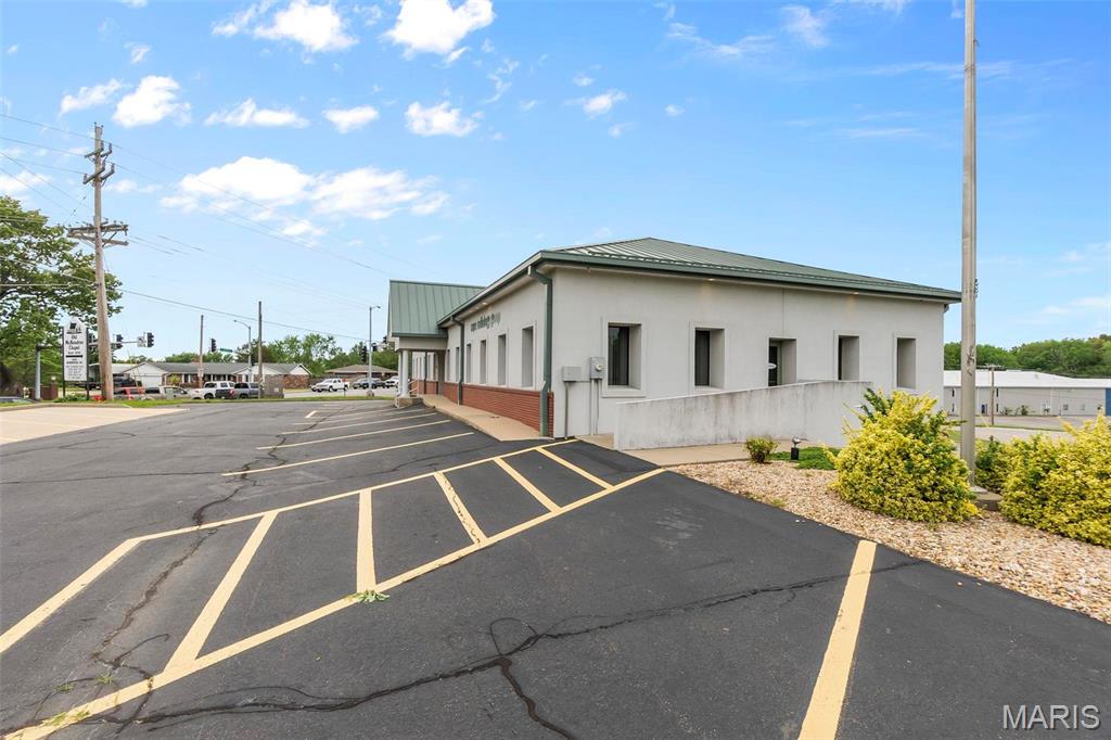 NA - Commercial Sale