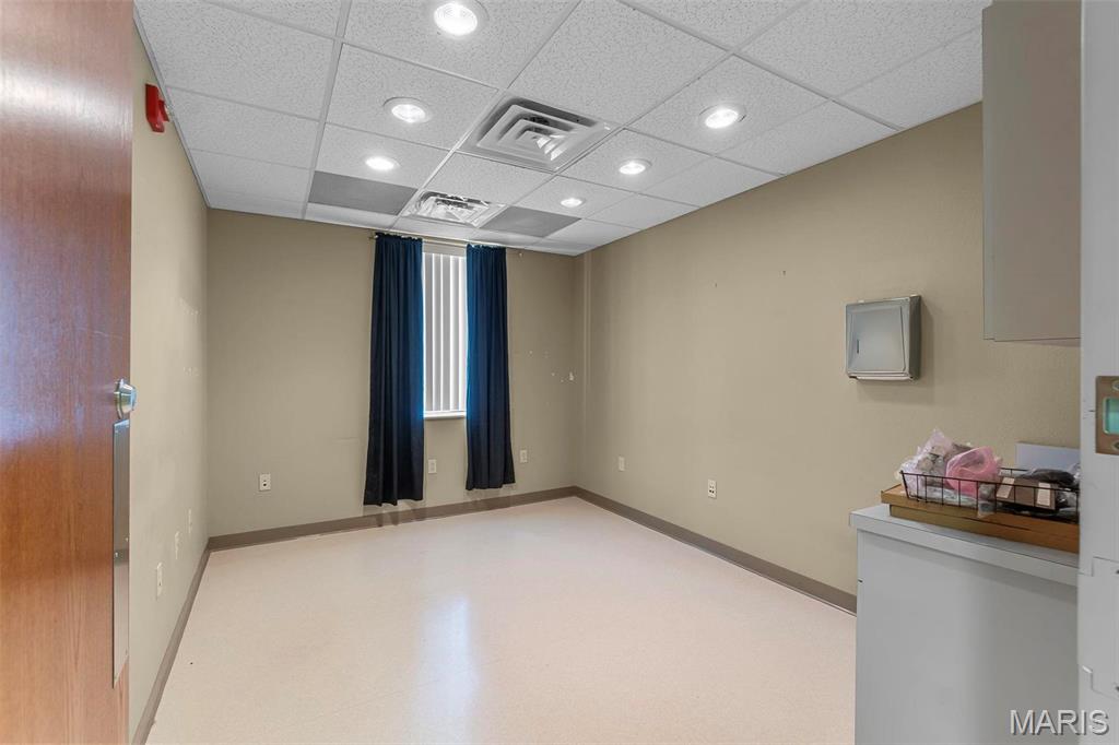 NA - Commercial Sale