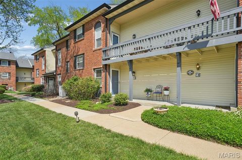 Tiny photo for 16 Conway Cove Drive, Chesterfield, MO 63017 (MLS # 26020436)