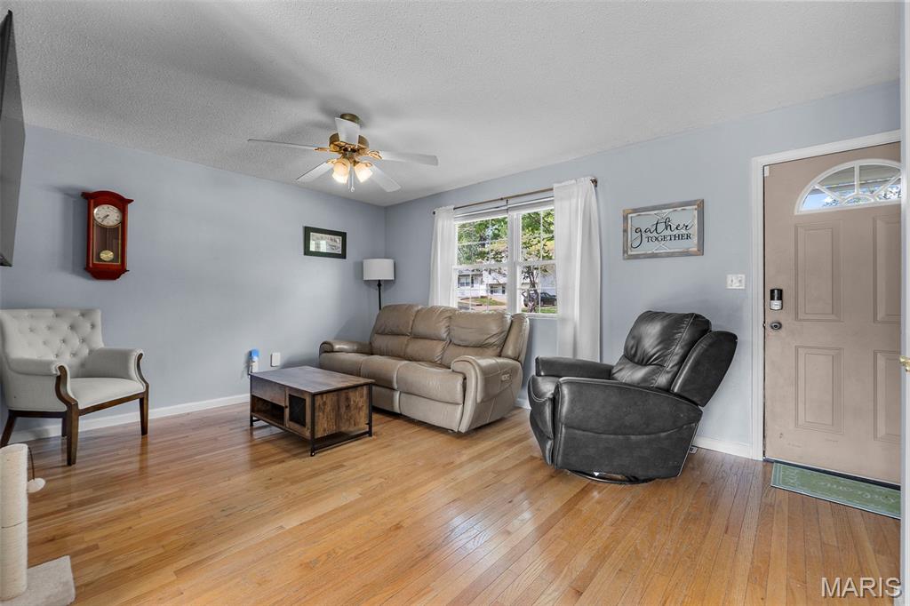 Little Schumer 03 - Residential