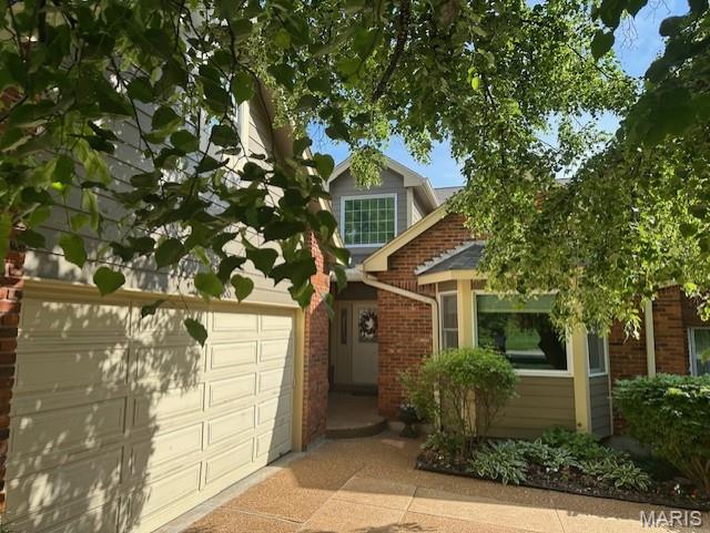 Town And Country, Missouri 63017, United States, 4 Bedrooms Bedrooms, ,3 BathroomsBathrooms,Residential,Active,156763