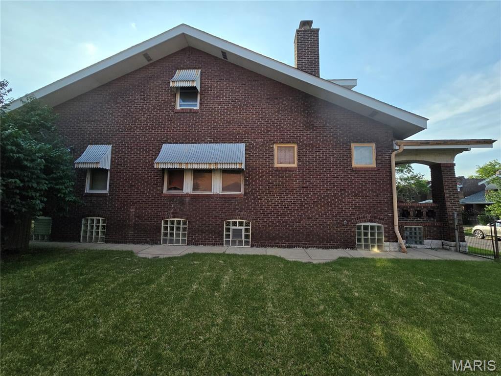 Photo of 3648 Meramec Street, St Louis, MO 63116 (MLS # 26067521)