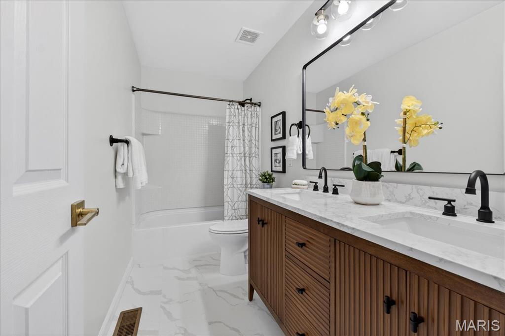 Ashton Woods - Residential