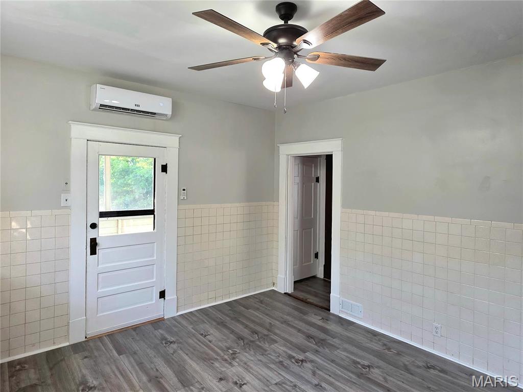 E B Hammack - Residential