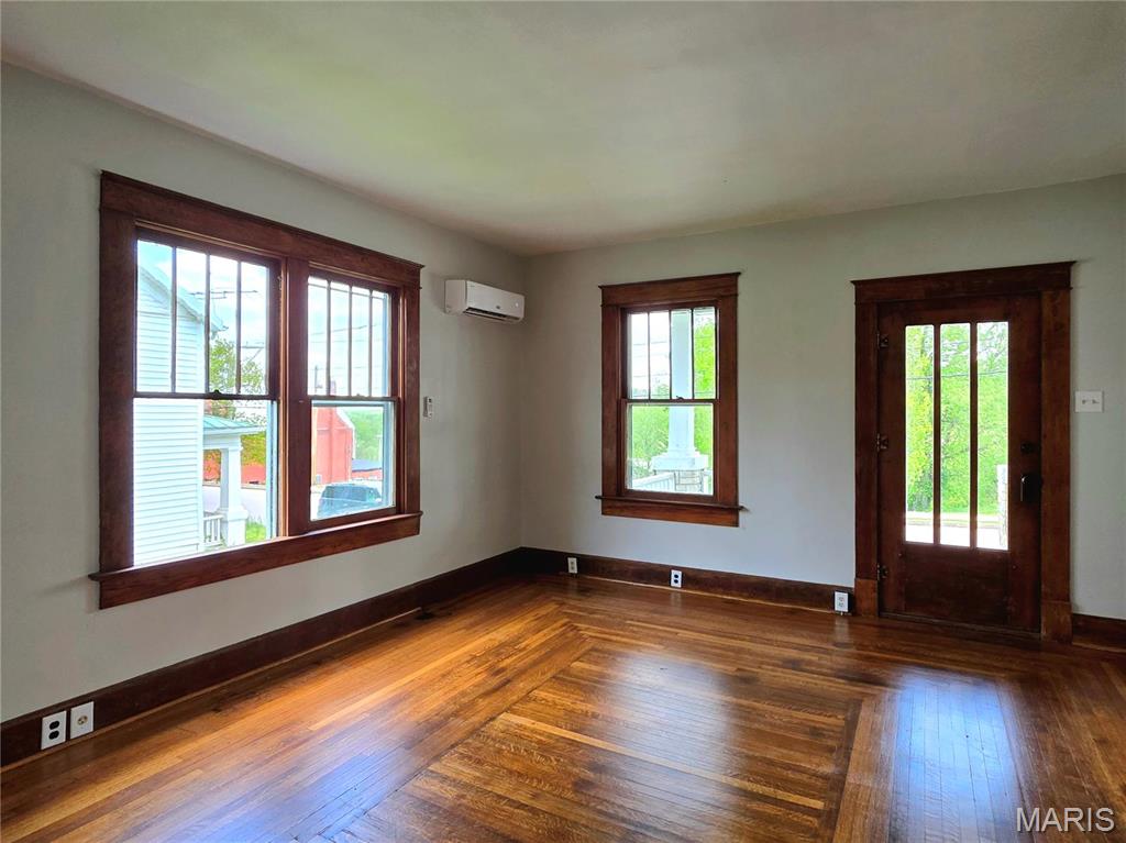 E B Hammack - Residential