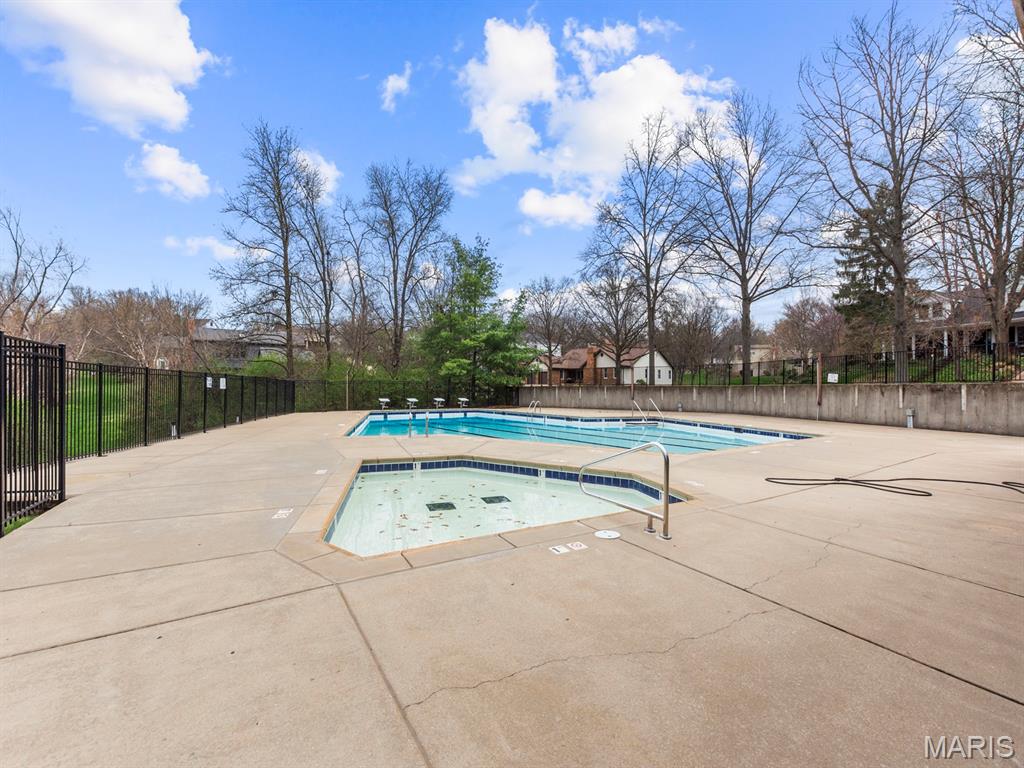 Briar Hill Farm II Condo - Residential