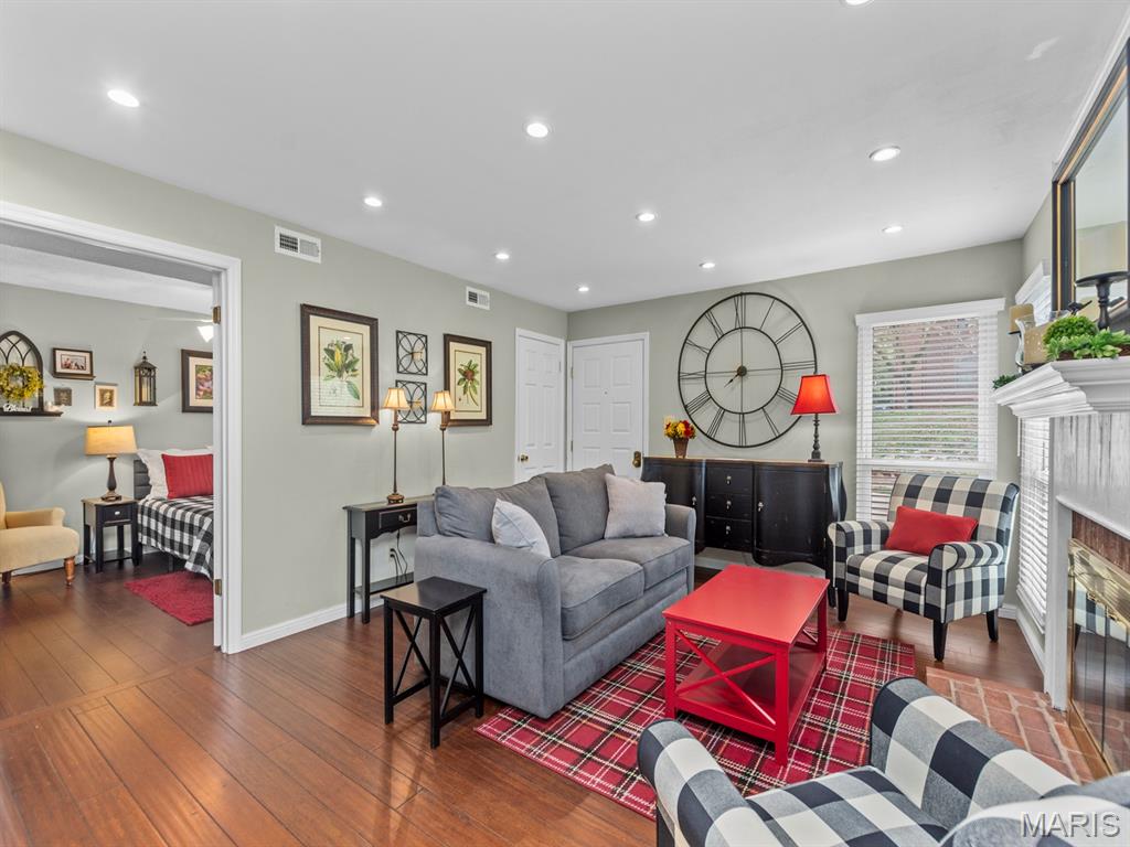 Briar Hill Farm II Condo - Residential