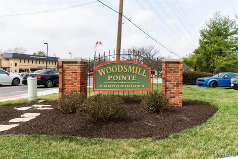 Photo of 13555 Coliseum Drive #G, Chesterfield, MO 63017 (MLS # 25017271)