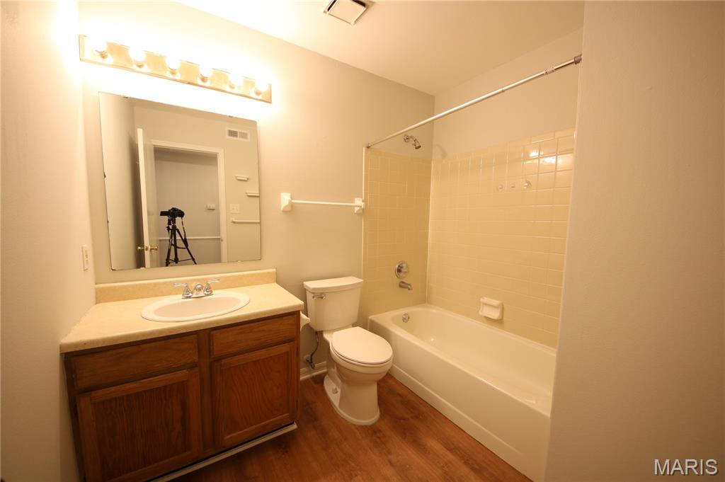 Sandalwood Creek Condo - Residential