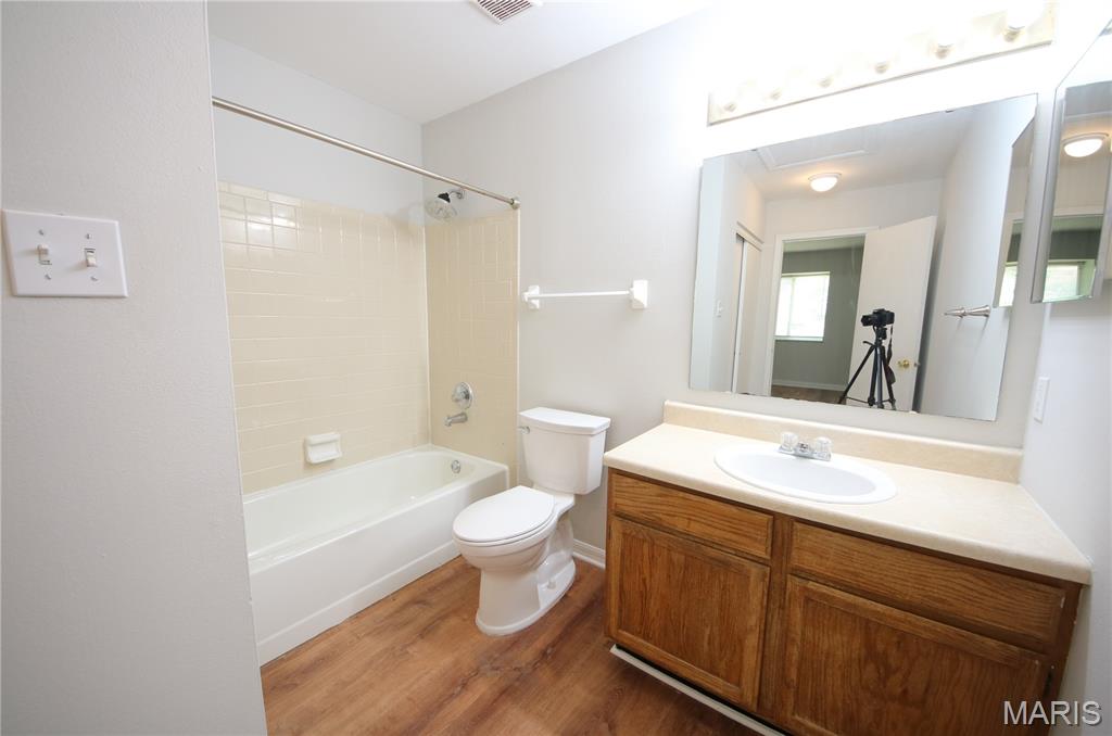 Sandalwood Creek Condo - Residential