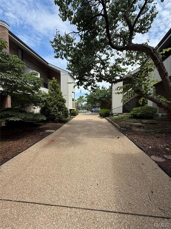 670 Coeur De Royale Drive A