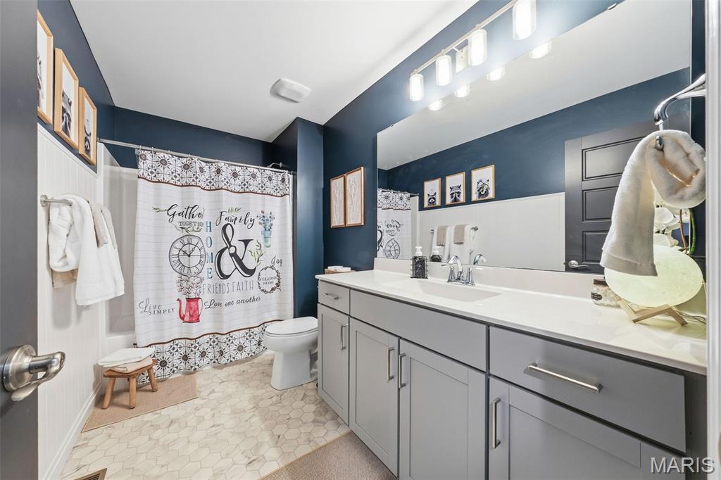 Oakleigh Park - Residential