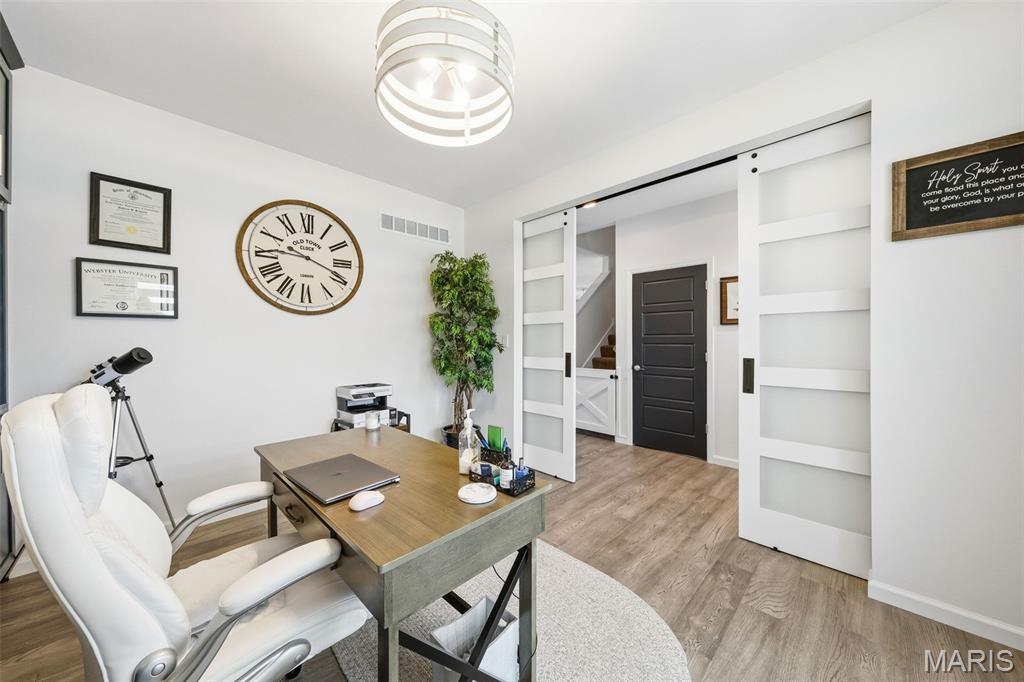 Oakleigh Park - Residential