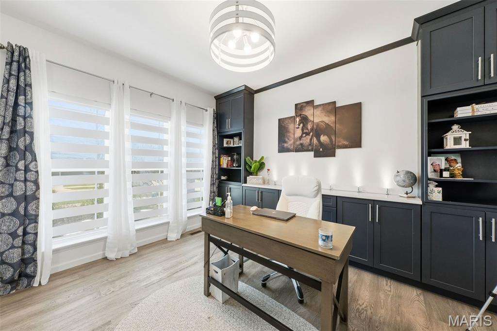 Oakleigh Park - Residential