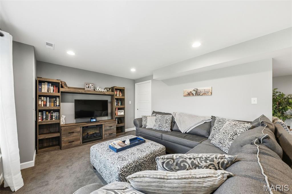 Oakleigh Park - Residential