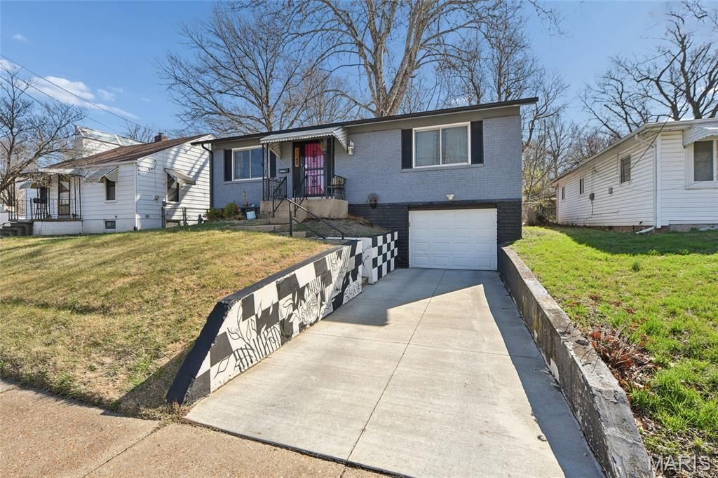 Photo of 3548 Adie Road, St Louis, MO 63074 (MLS # 26020815)