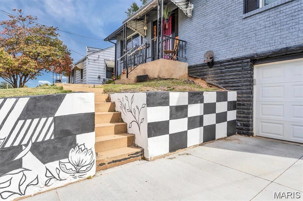 Photo of 3548 Adie Road, St Louis, MO 63074 (MLS # 26020815)