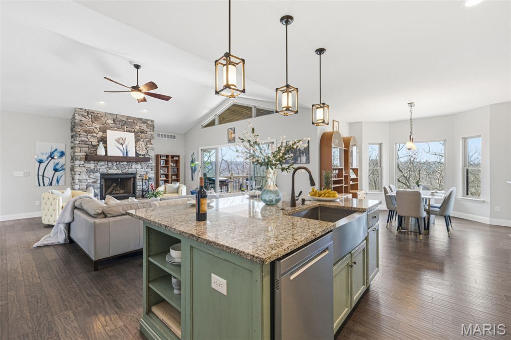 Raintree Forest - Residential