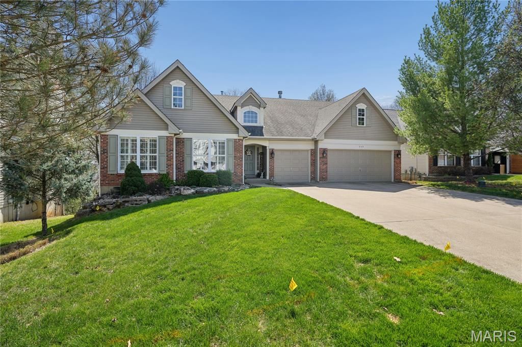 Photo of 349 Palisades Ridge Court, Eureka, MO 63025 (MLS # 26017927)
