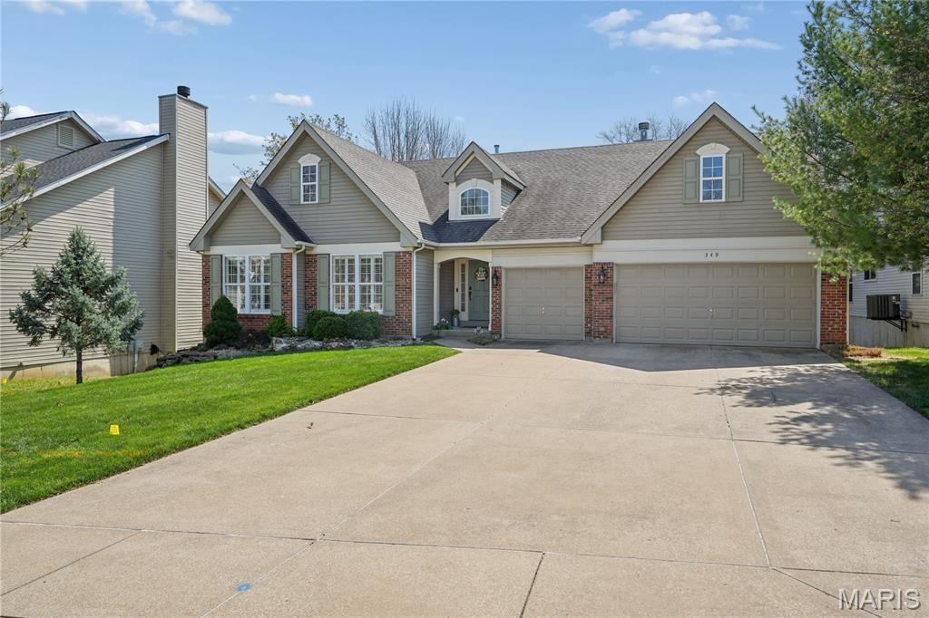 Photo of 349 Palisades Ridge Court, Eureka, MO 63025 (MLS # 26017927)