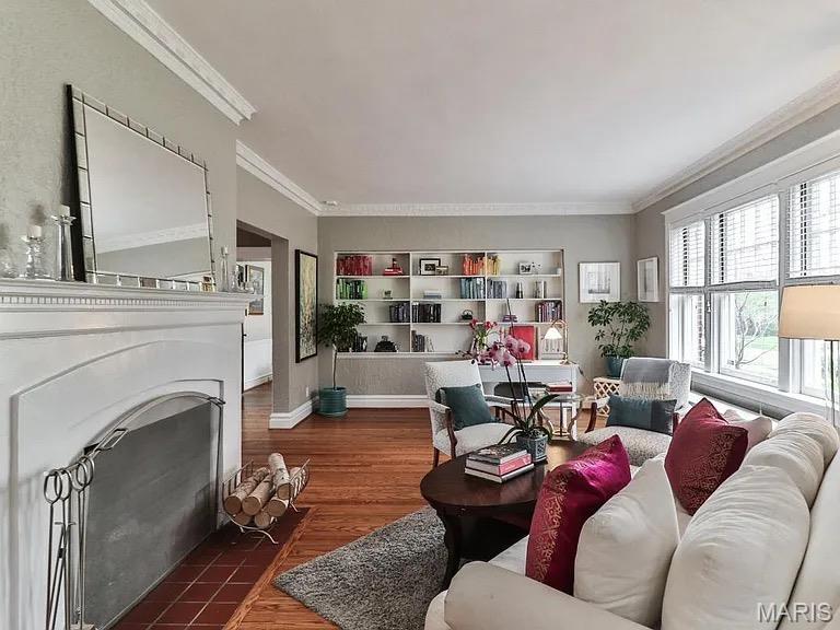 7339 Teasdale Avenue