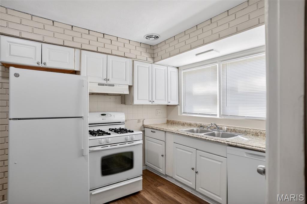 Adele Terrace - Residential