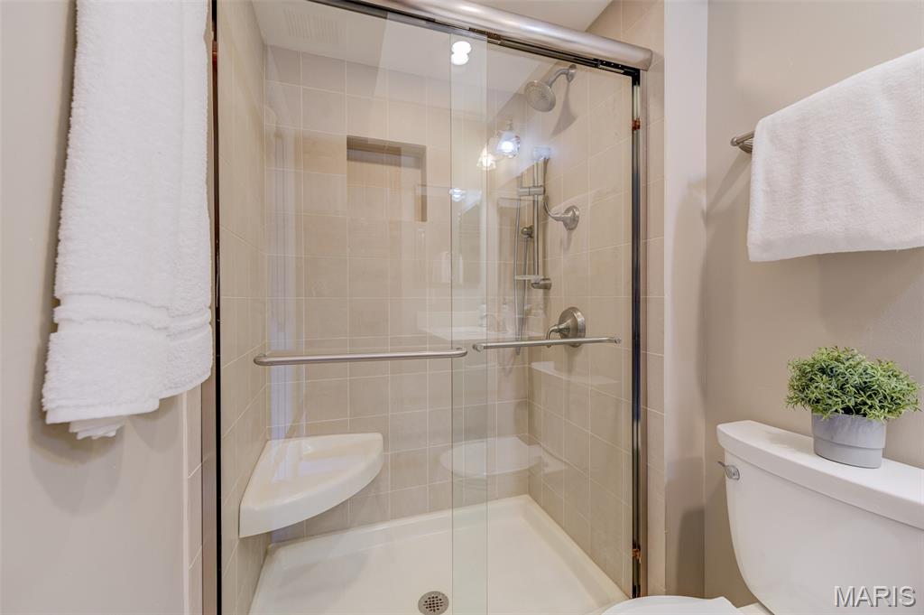 Forum West Condo Sec Ii - Residential