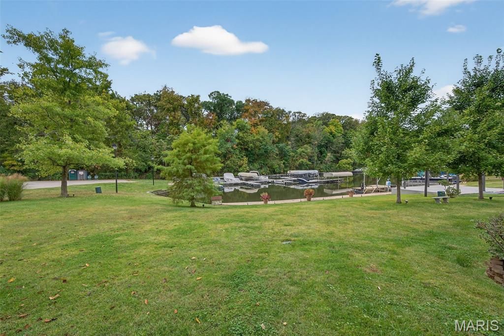 Photo of 617 Lakeview Road, Lake Saint Louis, MO 63367 (MLS # 25079502)