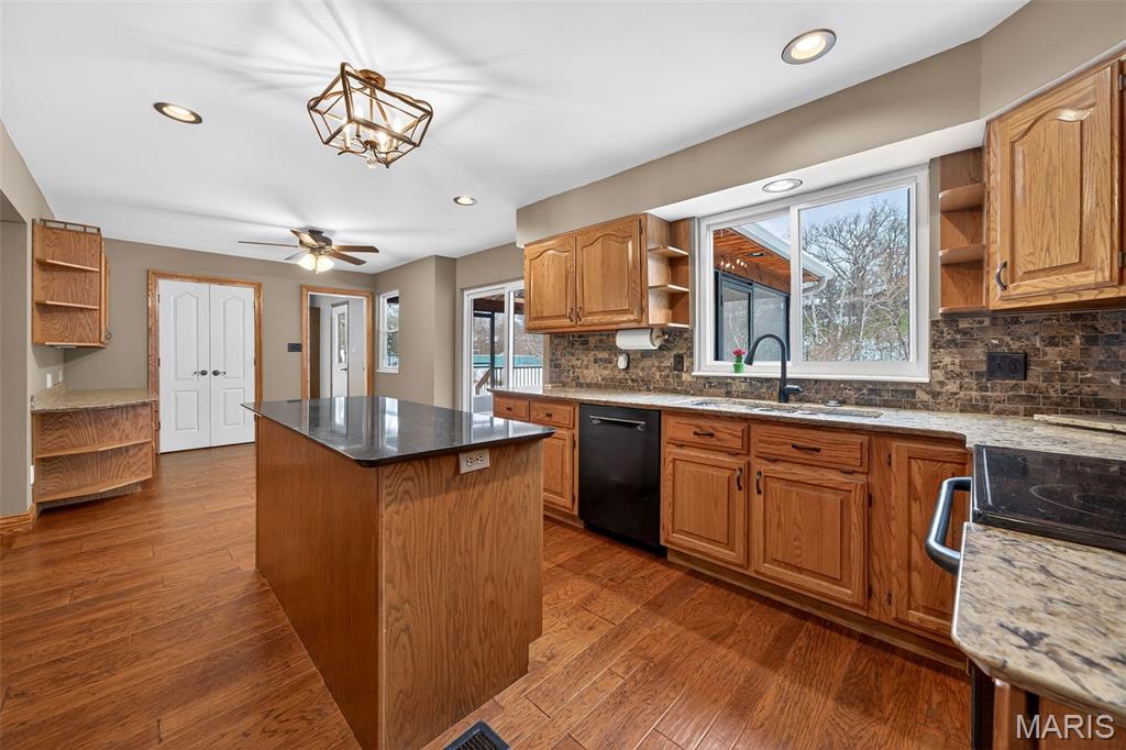 Lsl Lakewood - Residential