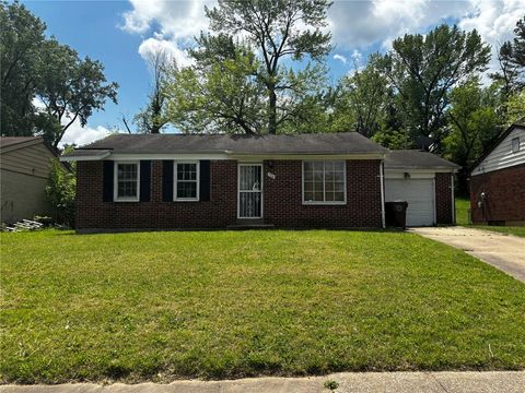736 Brotherton Lane Ferguson MO 63135