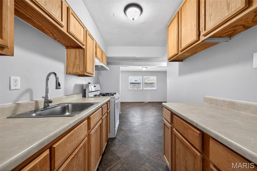 Glasgow Village Unit 6 - Residential