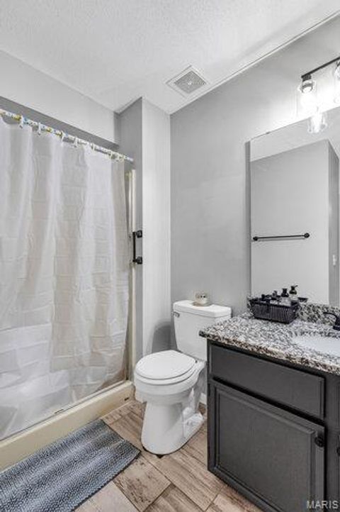 Tiny photo for 22 S 12th Street, Bowling Green, MO 63334 (MLS # 25067904)