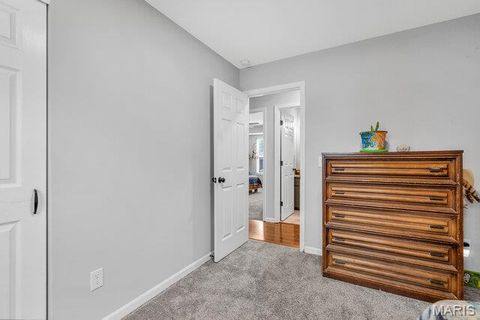 Tiny photo for 22 S 12th Street, Bowling Green, MO 63334 (MLS # 25067904)