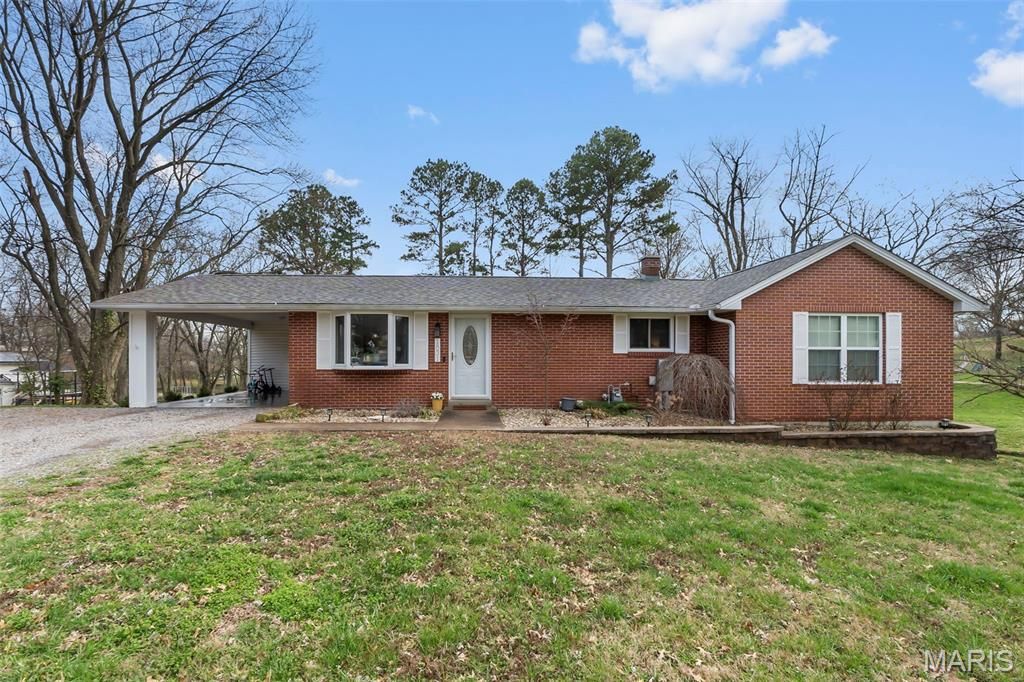 Photo of 1831 Old Cape Road, Jackson, MO 63755 (MLS # 26013955)