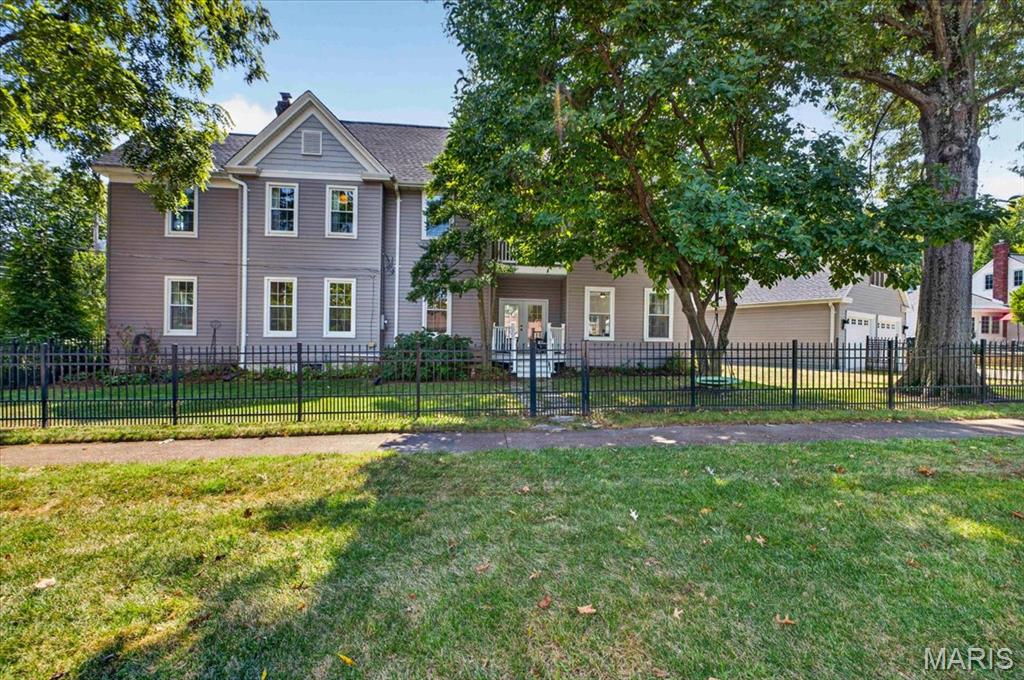 461 N Clay Avenue