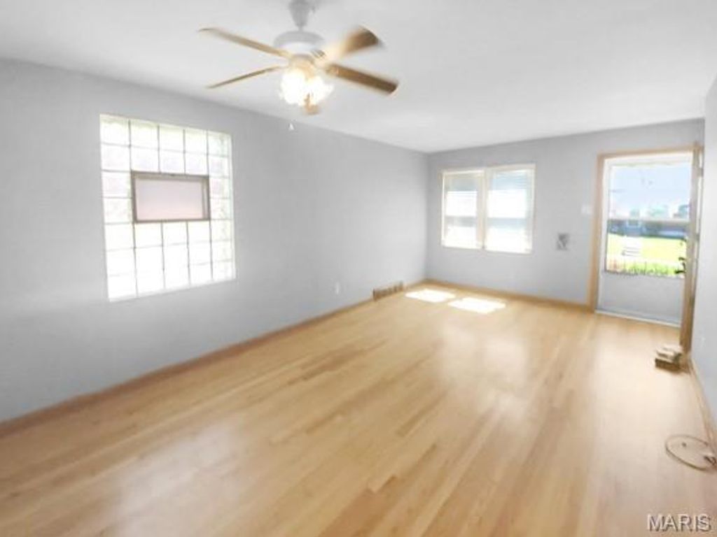 Photo of 6127 Alaska Avenue, St Louis, MO 63111 (MLS # 26029124)