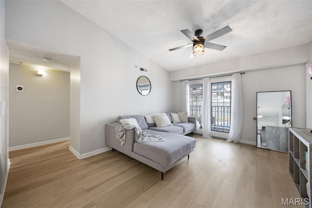 Country Stone Manor Condo 4 - Residential