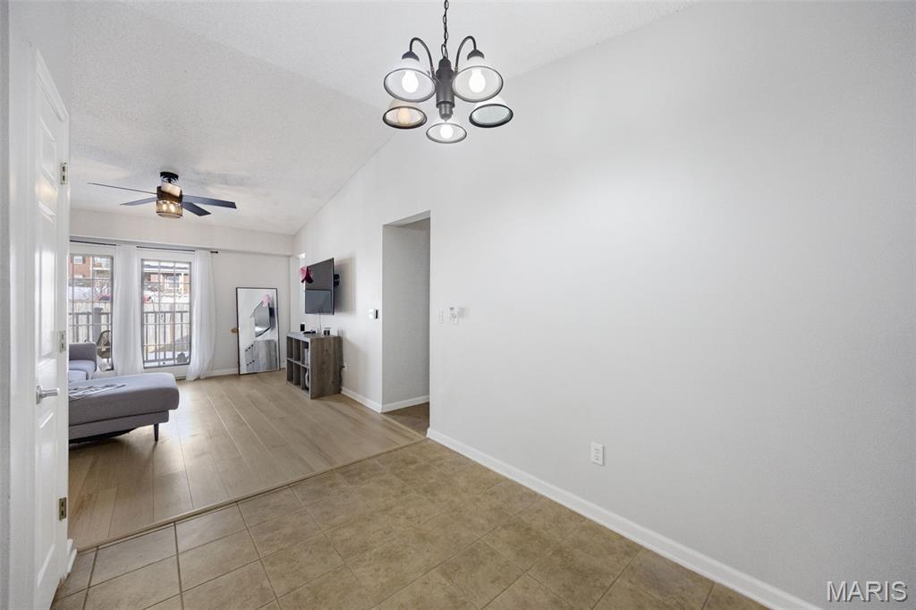 Country Stone Manor Condo 4 - Residential