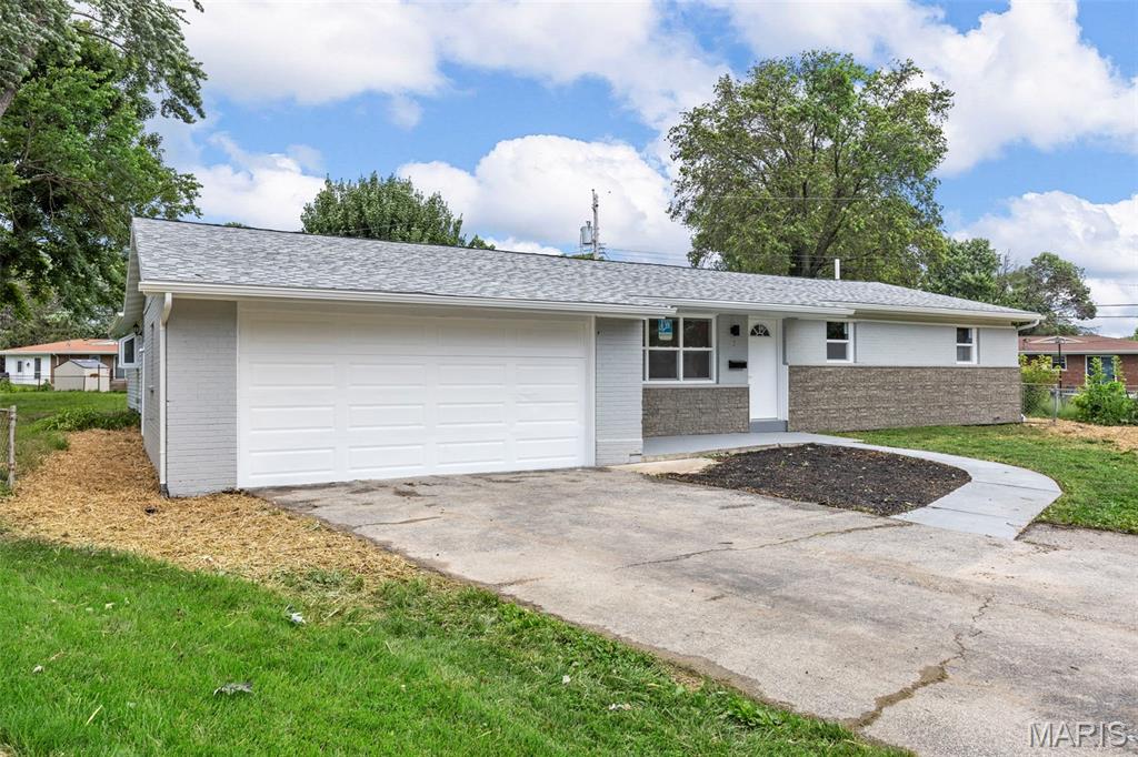 2 Sherry Court