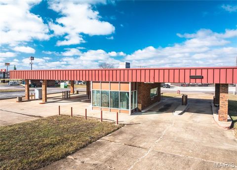 453 W Springfield Road Sullivan MO 63080