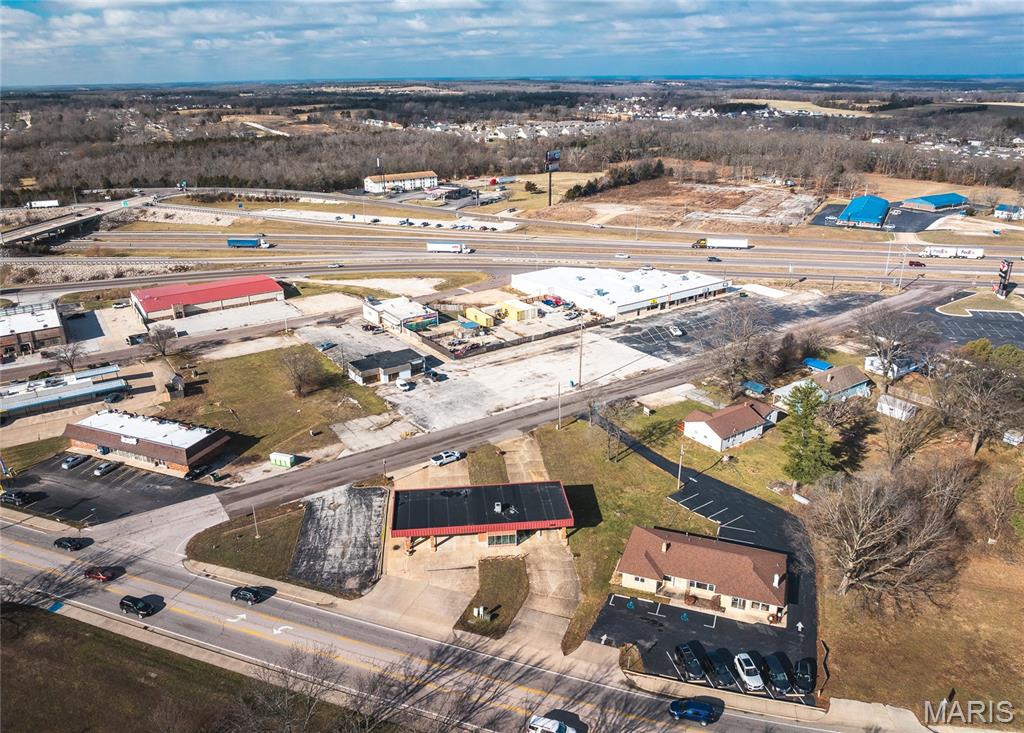 453 W Springfield Road